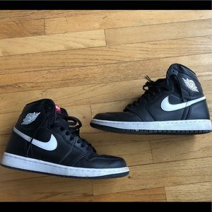 Black Jordan 1s